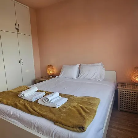Velvet Apartment *